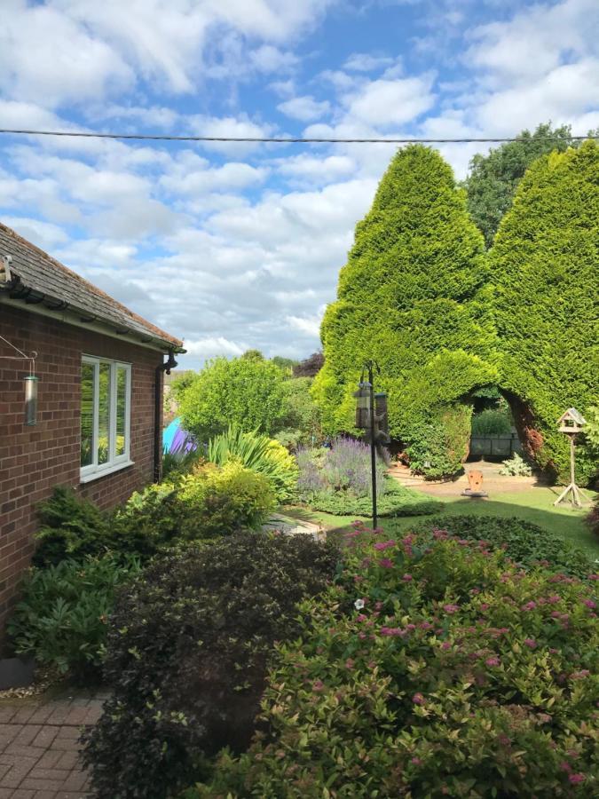 Entire Guest House, In Pewsey Vale, Wiltshire Manningford Abbots 외부 사진